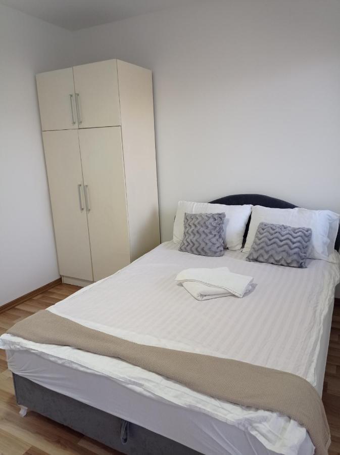 Sleep And Drive No6 Apartment Sarajevo Exterior photo